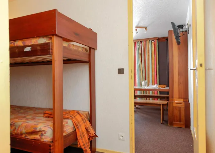 Abrineige Tourotel فال تورُن